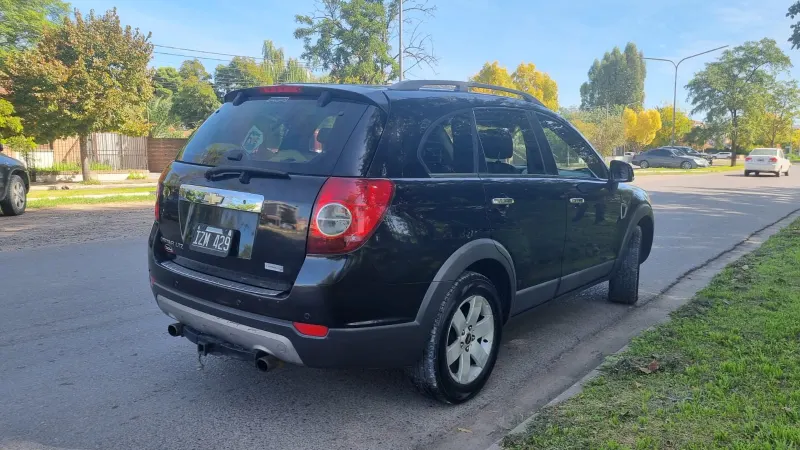 CHEVROLET CAPTIVA 2010 - Creek Motors