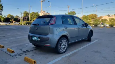 FIAT PUNTO 2014 - Creek Motors