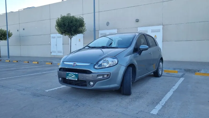 FIAT PUNTO 2014 - Creek Motors
