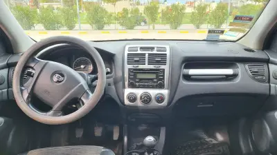 KIA Sportage 2006 - Creek Motors