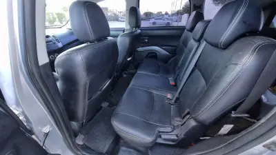 MITSUBISHI Outlander 2009 - Creek Motors