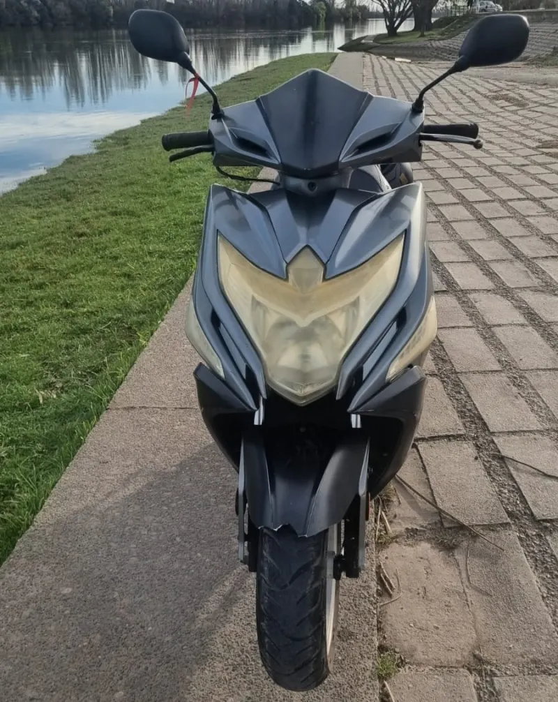 MOTO Corven  2017 - Creek Motors