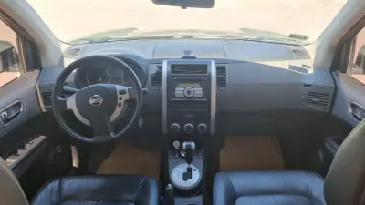 NISSAN XTRAIL 2009 - Creek Motors