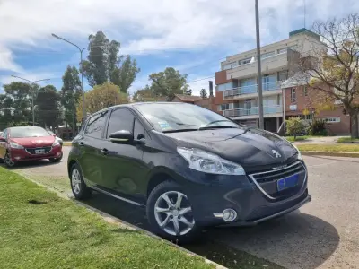PEUGEOT 208 2016 - Creek Motors