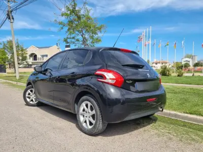PEUGEOT 208 2016 - Creek Motors