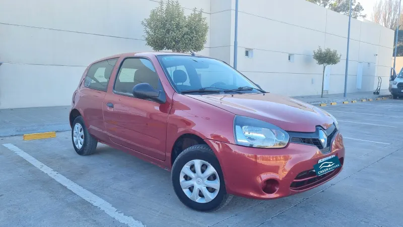 RENAULT Clio Mio 2015 - Creek Motors