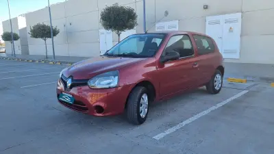 RENAULT Clio Mio 2015 - Creek Motors
