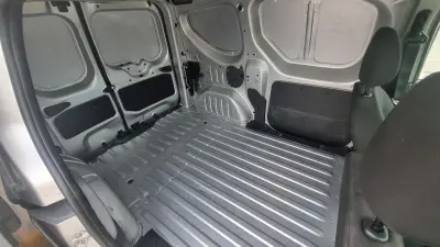 RENAULT Kangoo II 2022 - Creek Motors