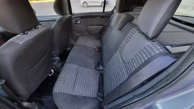 RENAULT SANDERO 2015 - Creek Motors