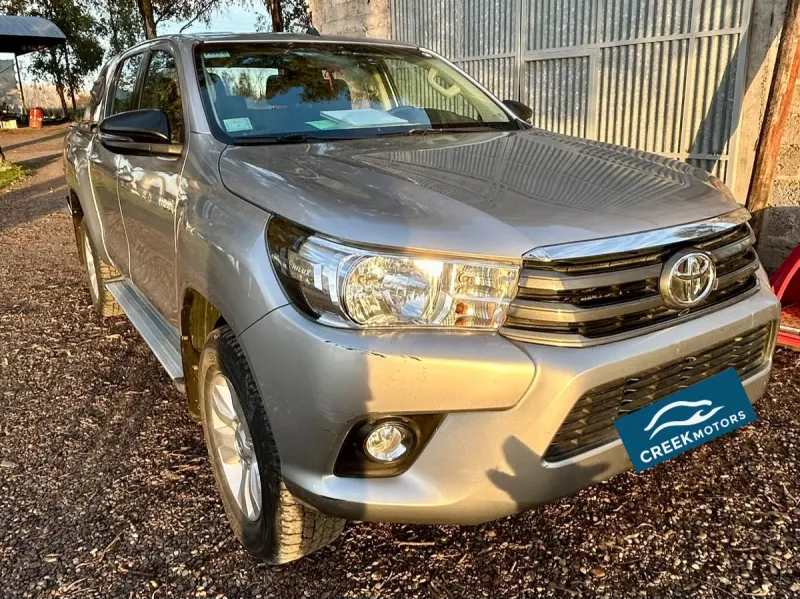 TOYOTA Hilux  2018 - Creek Motors