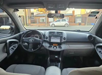 TOYOTA Rav4 4wd 2006 - Creek Motors