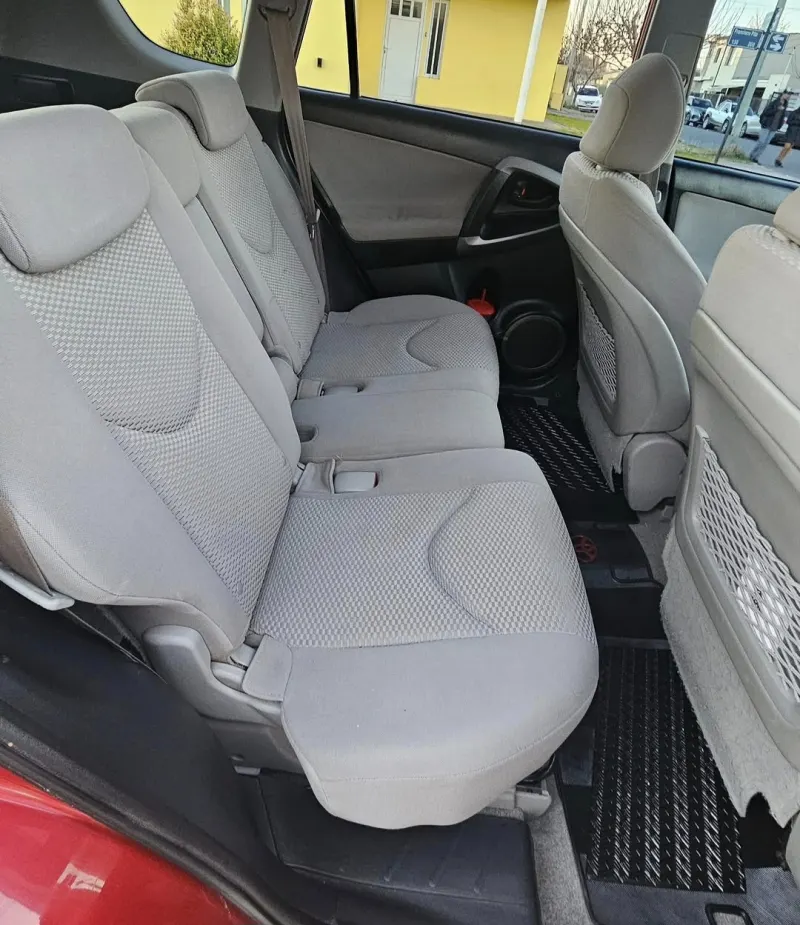 TOYOTA Rav4 4wd 2006 - Creek Motors